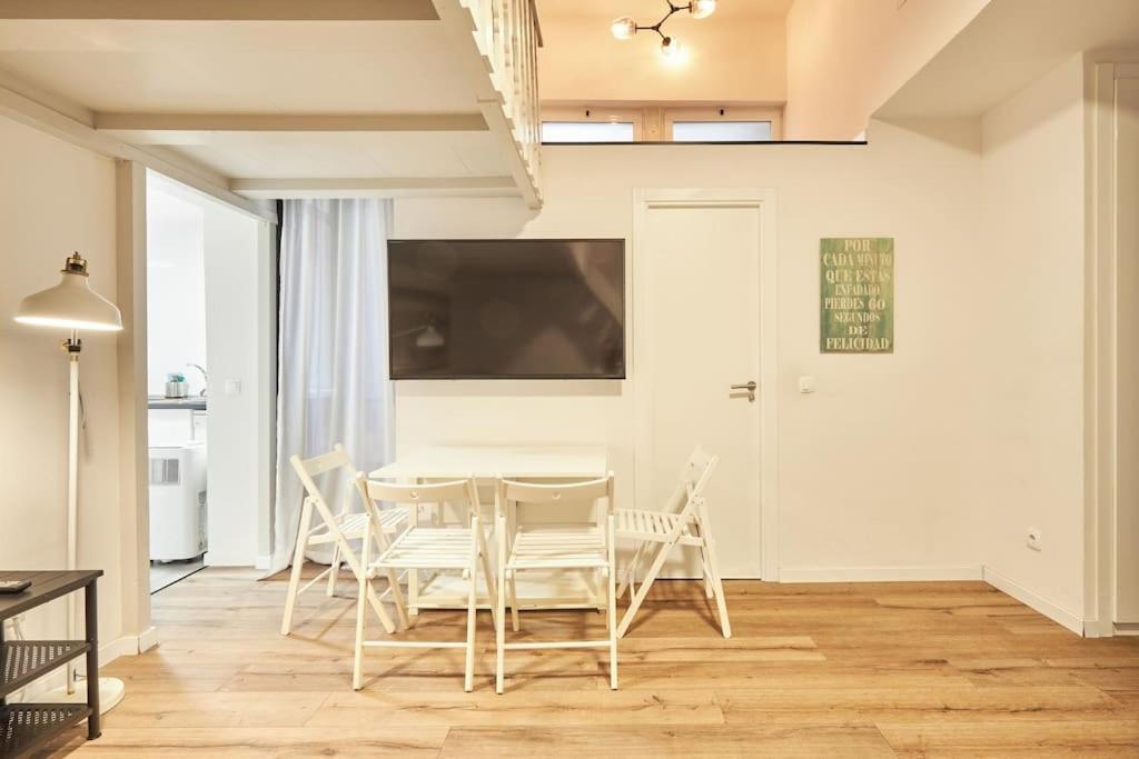 Apartamento Con Encanto En Sol - Madrid #A Экстерьер фото